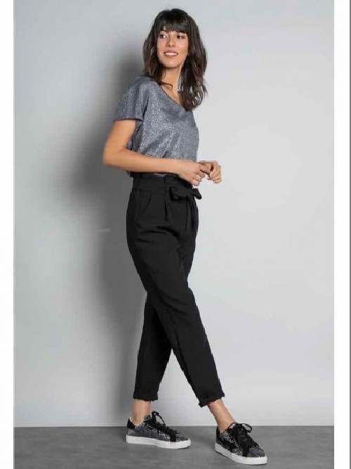 Pantalon noir taille haute